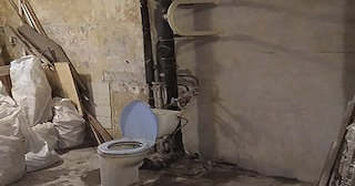 Демонтаж сантехкабины в панельном доме - цена от 1054 рублей | Сварной-Нгн